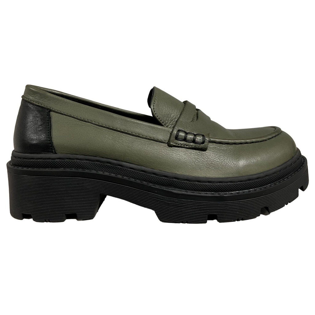 HUMILITY 1949 green women's moccasin UPOMO