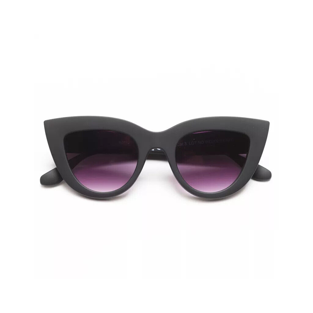 OKKIA CLAUDIA BIG CAT EYE sunglasses with black frame